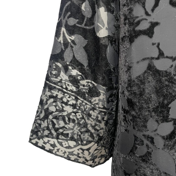 VTG 80’s Rickie Freeman For T.J. Nites Flocked Black Velvet Kimono Jacket Size 8 - Picture 8 of 12